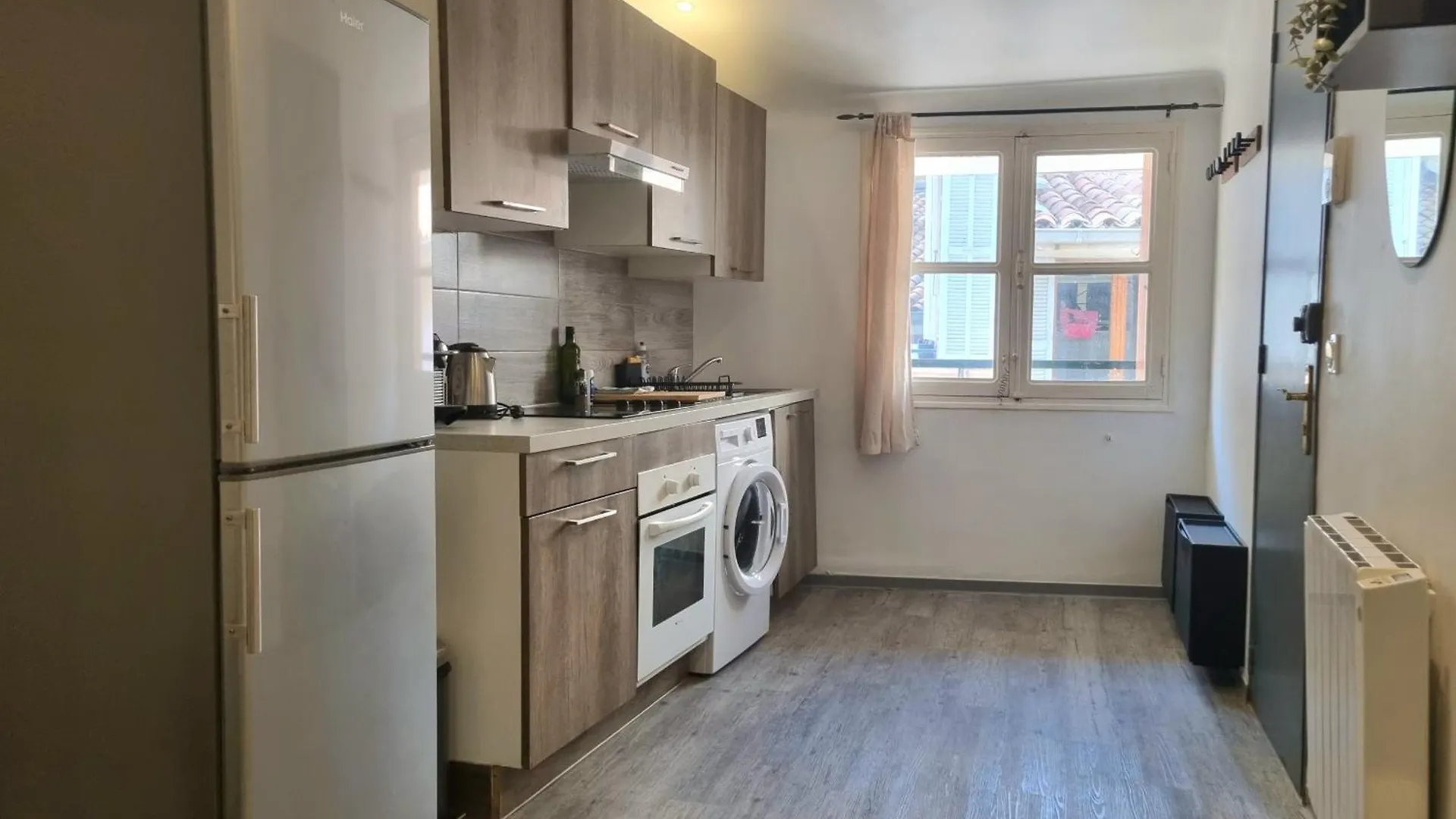 Renovated 2-Room Apartment In Historic Center Aix-en-Provence